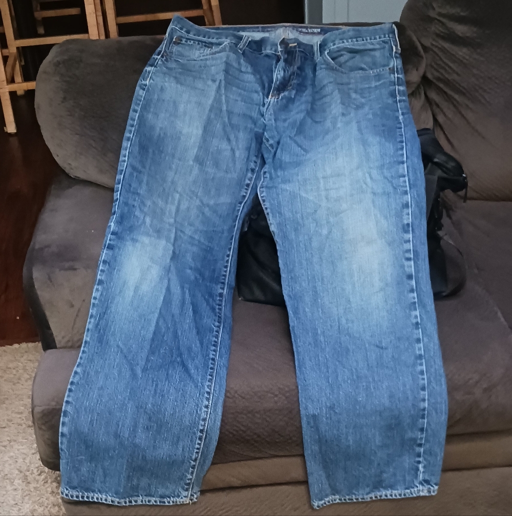 Old Navy Relaxed Fit Blue Jeans